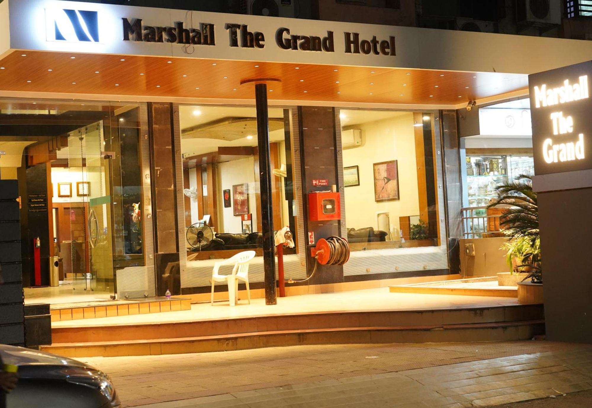Marshall The Grand Hotel 아흐메다바드 외부 사진