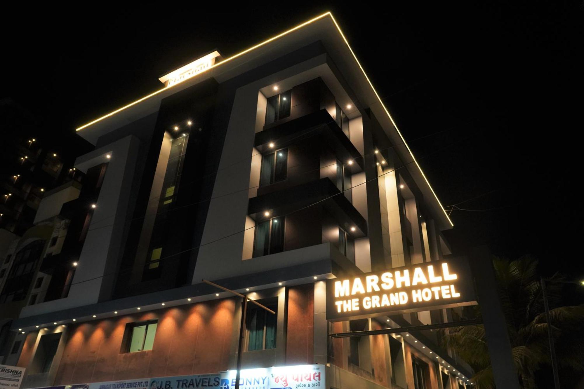 Marshall The Grand Hotel 아흐메다바드 외부 사진